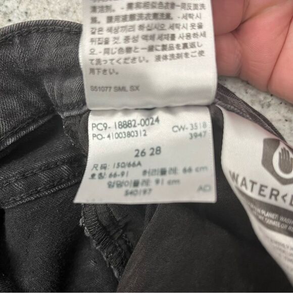 Levi’s 721 HIGH RISE SKINNY WOMEN'S JEANS size 26 - Picture 8 of 8